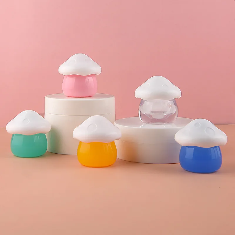 

60pcs Empty Plastic Jar Mushroom Shaped Cream Jar 10g Face Cream Lip Balm Lotion Storage Container for Travel Accessories