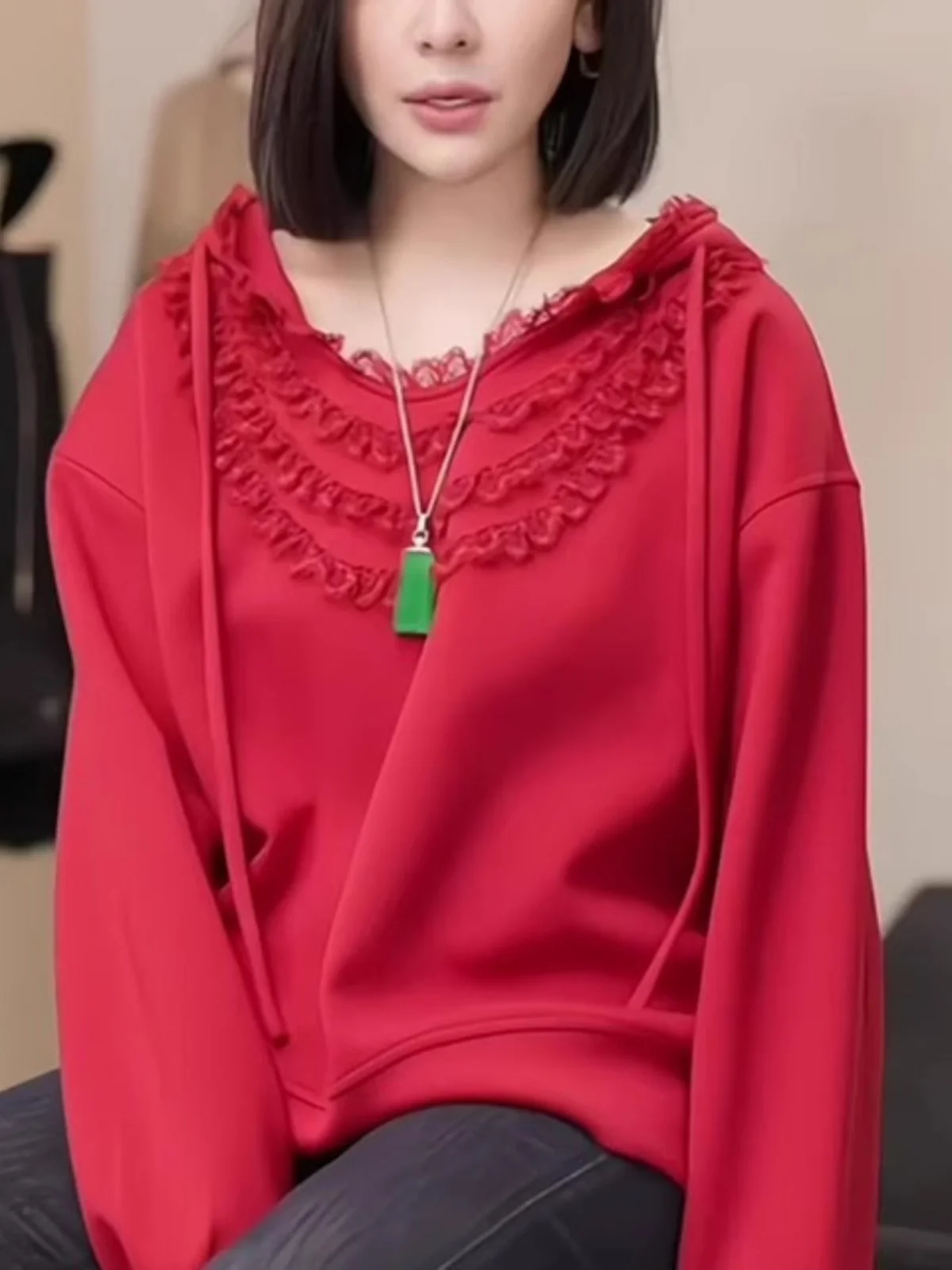 Корейская серия больших размеров красный деревянный капюшон с ушками женская