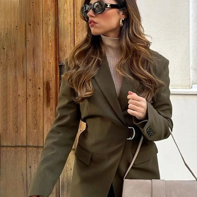 

Женский бархатный блейзер на одной пуговице, с длинным рукавом и карманами