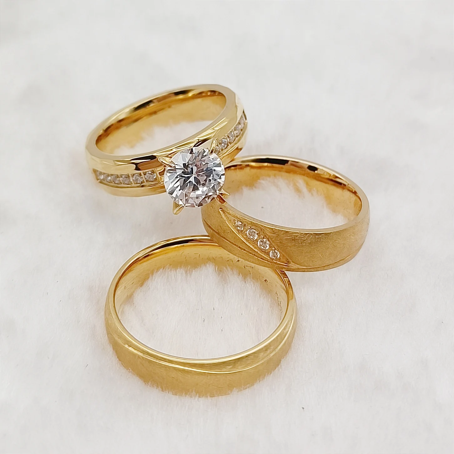 

Crown 18 K Gold Plated Jewery Cz Diamond Engagement Ring Love Alliance Mariage Original Couples Wedding Rings