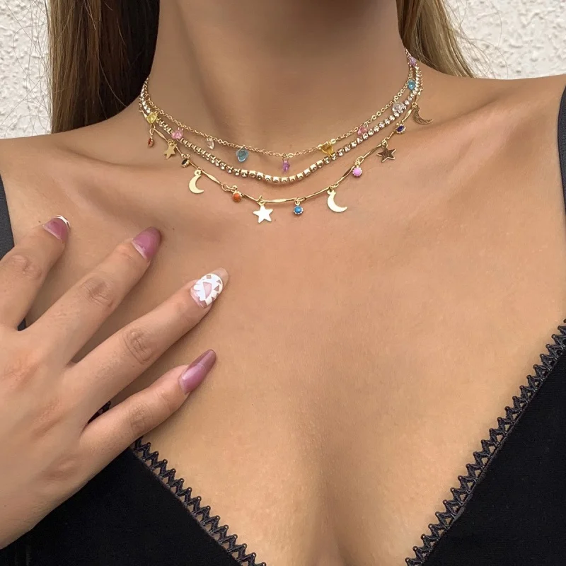 Этническое ожерелье из металла