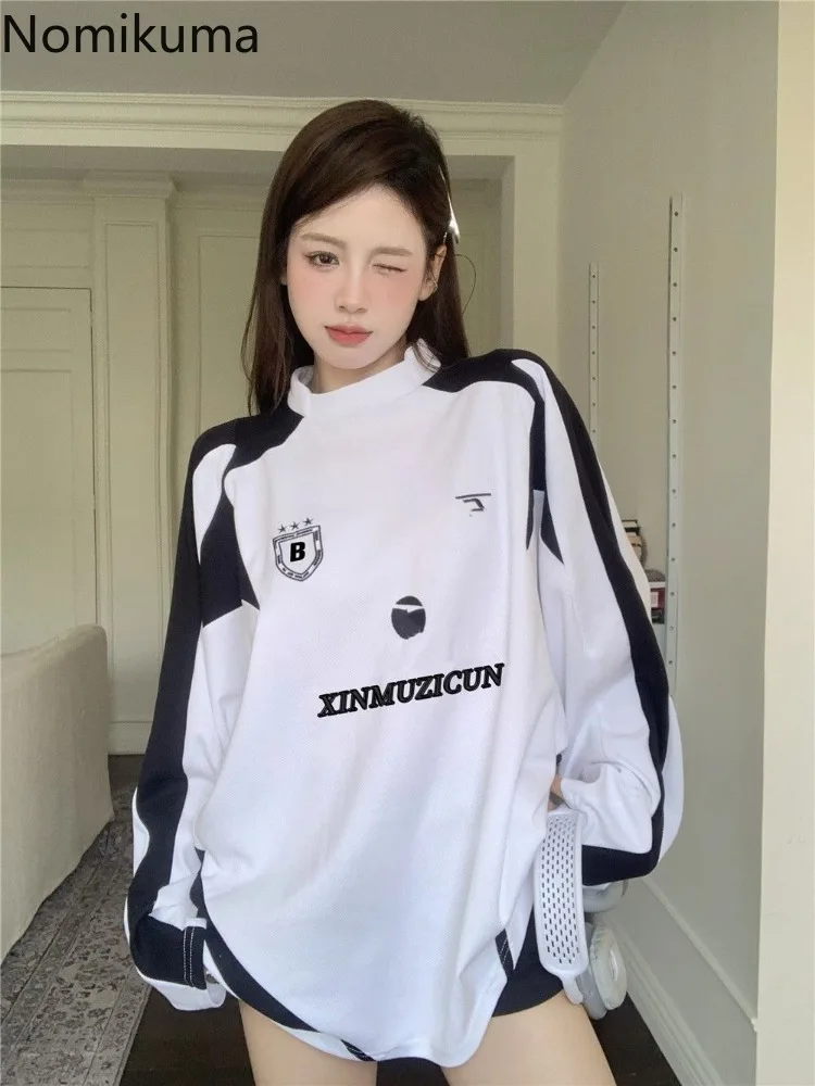 Футболка женская оверсайз с длинным рукавом и принтом букв