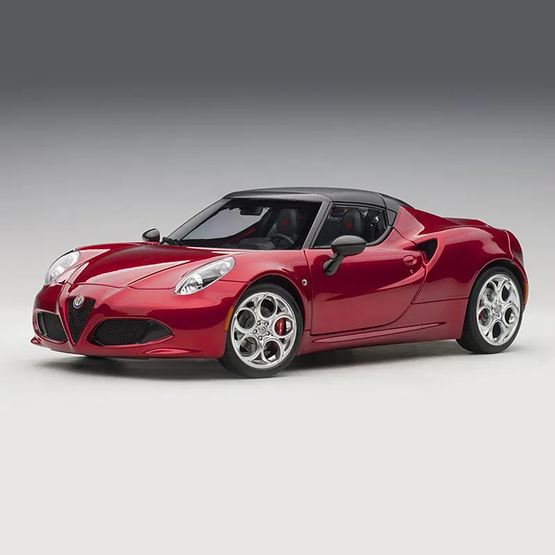 

Модель спортивного автомобиля Alfa Romeo 4C из сплава 1:24, модель игрушечного автомобиля из литого металла, Коллекционная модель автомобиля, пода...