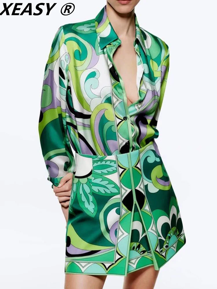 

Женский костюм XEASY, комплект из двух предметов, Женская юбка, рубашка, юбка с завышенной талией, повседневные блузки, комплекты с рисунком