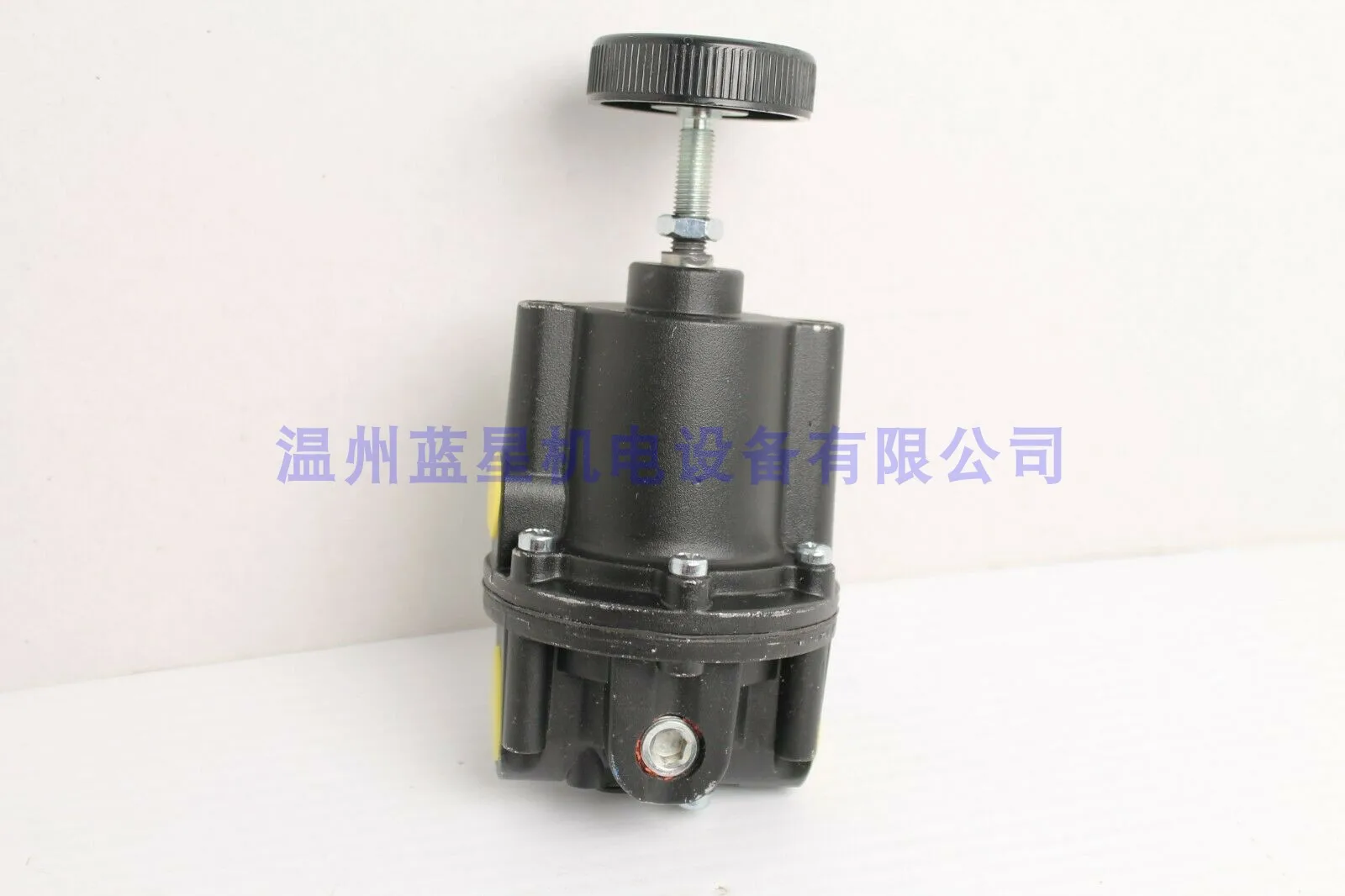 Американский оригинальный прецизионный регулирующий клапан Fairchild редукционный