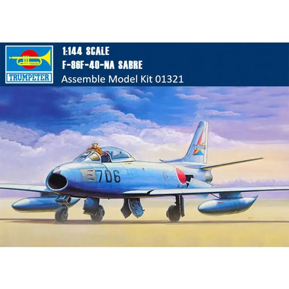 Trumpeter 01321 Комплект пластиковой модели Sabre 1/144 F-86F-40-NA