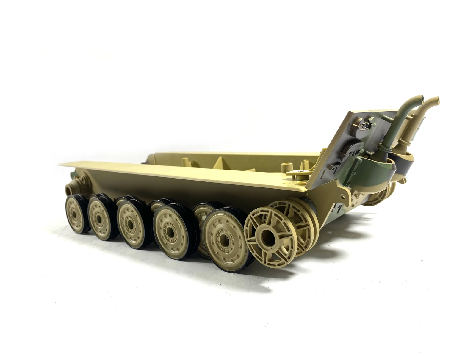Фото Heng Long 1/16 King Tiger Tank Нижнее шасси корпуса с задней панелью, натяжные колеса, дорожные колеса №2