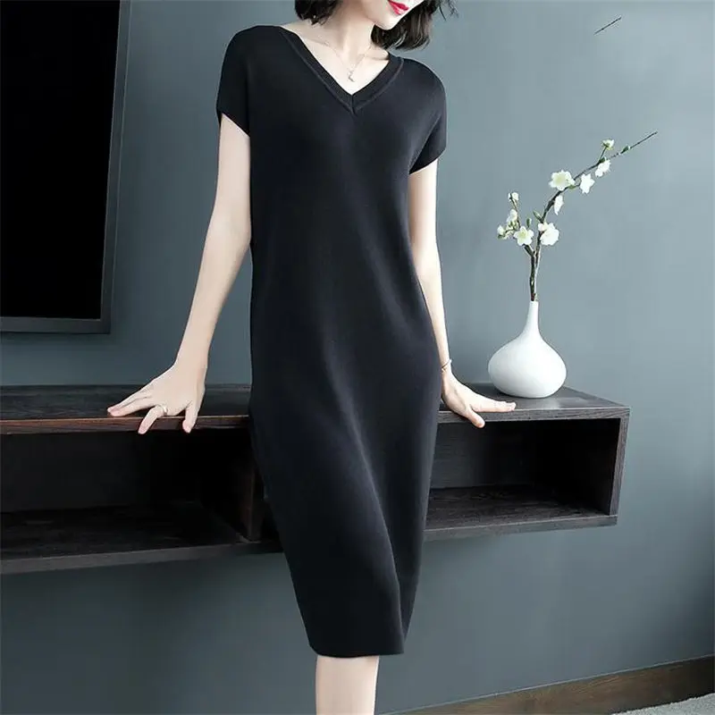 

Women 2022 Summer New 4XL Dress Female Solid Casual Short Sleeve V-neck Midi Dresses Lady Elegant Casual Vestidos D33