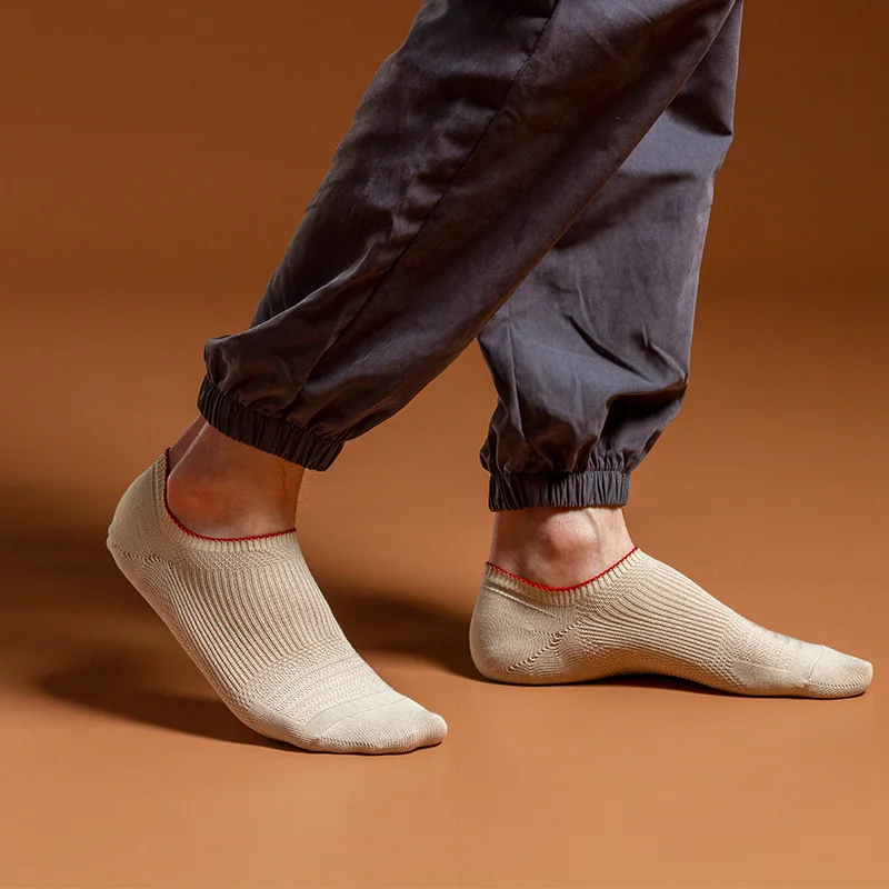 5 pairs of men's cotton socks fashion breathable deodorant men's comfortable solid color casual ankle socks men's street fashion