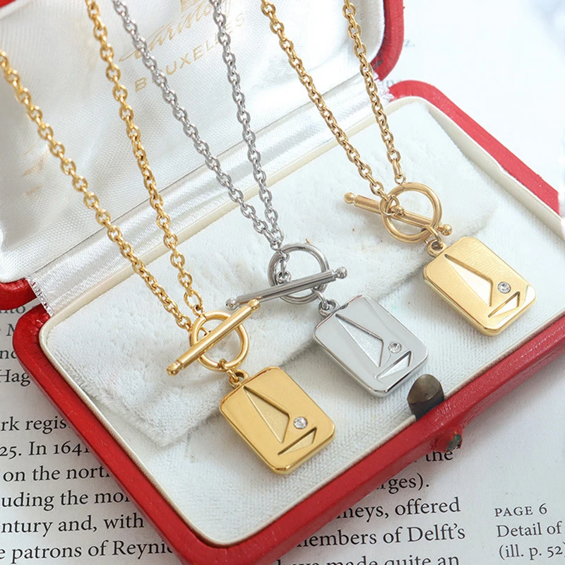 

2022 Stainless Steel Bling Cubic Zirconia Triangle Square Pendant OT Buckle Necklace Girl Metal Gold Color Waterproof Jewelry