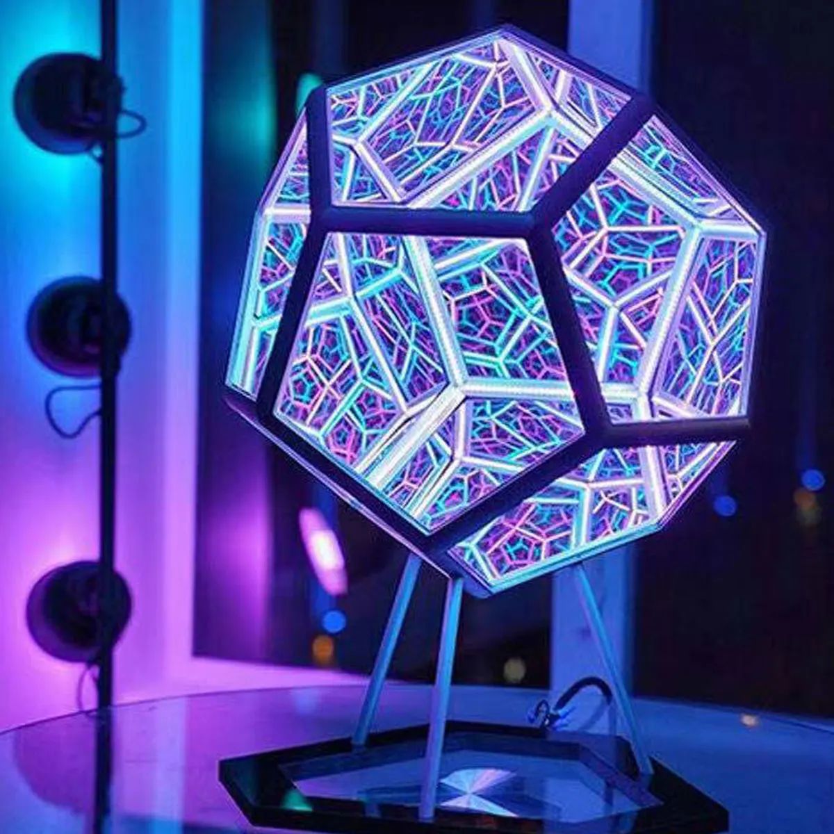 

New Table Lamp USB Charging Night Light Infinite Dodecahedron Geometry Space LED Art Bedside Lamp Room Decoration Christmas Gift