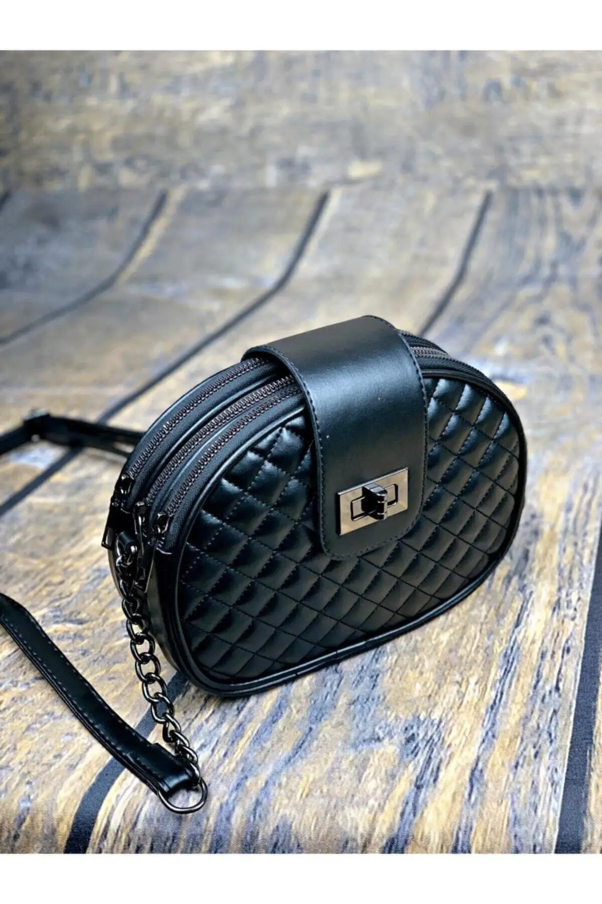 

Women's Black Handbag