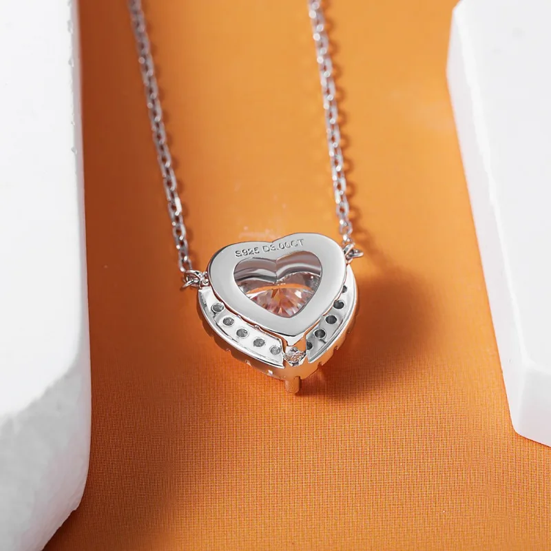 NKHOG Сердце из муассанита ожерелье серебряное