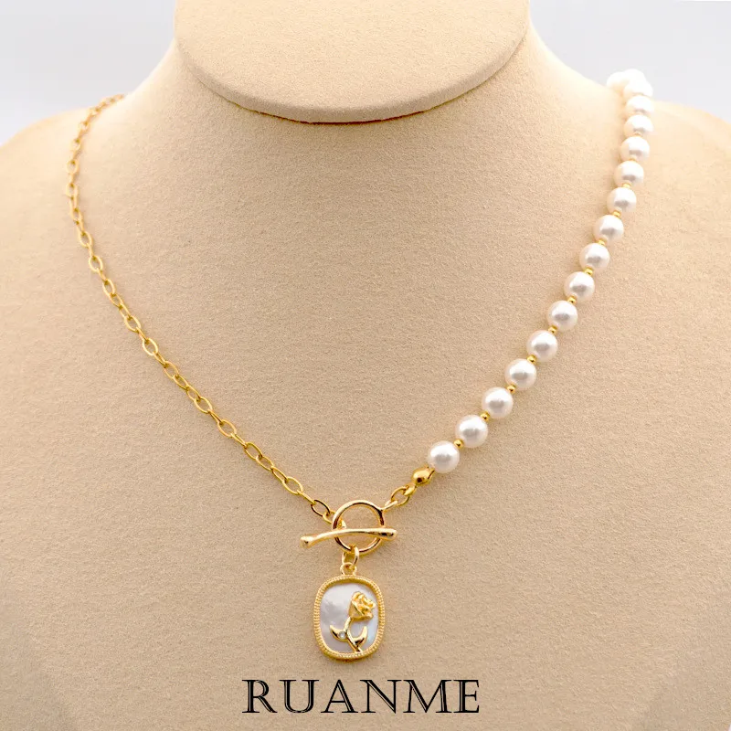 

French Baroque Pearl Necklace Restoring Ancient Ways Fashion Simple Geometric Acrylic Pendant Chain Of Clavicle