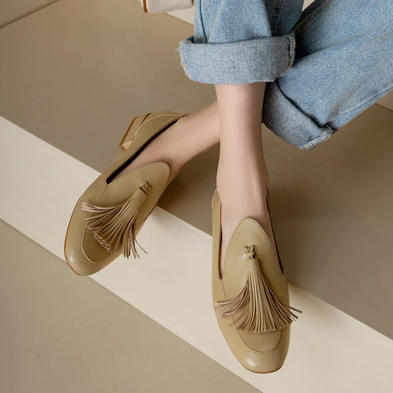 

Fashion Spring Autumn Mules Woman Simple Shoes Daily Flats Women Cowhide Round Toe Flats Fringe Loafers Low Heels 2.5 CM