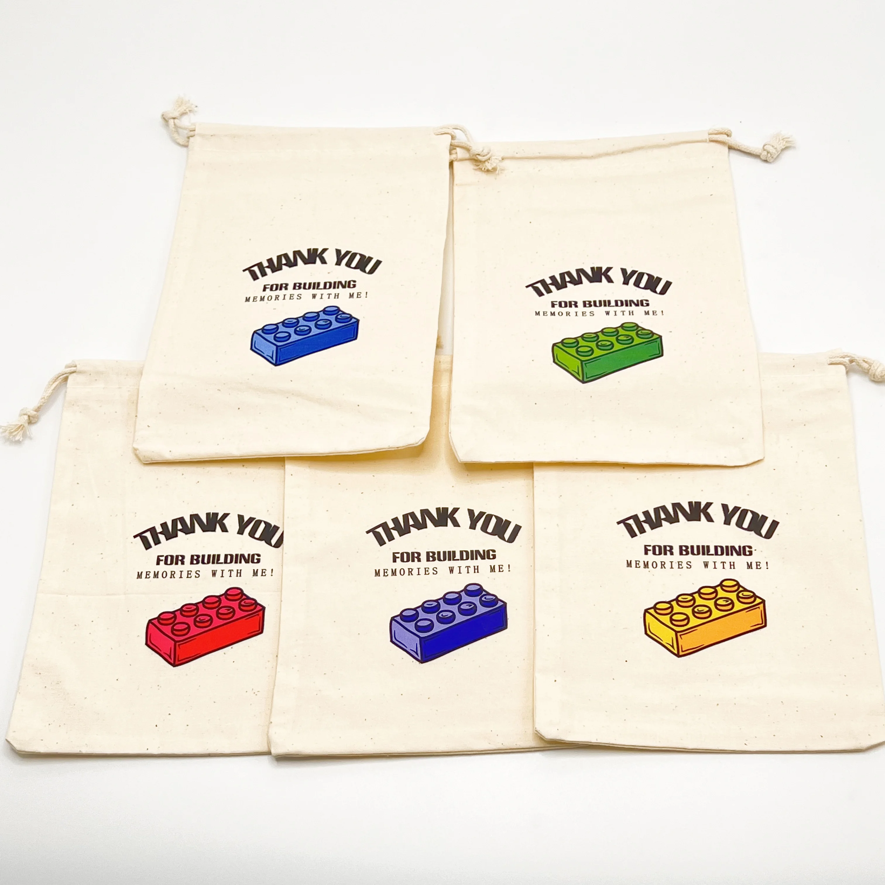 

Детские подарочные пакеты «Спасибо За Воспоминания Со Мной»