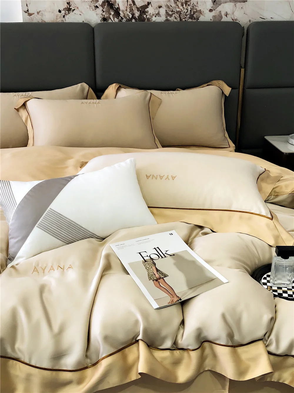 

Modern Light Luxury Wind-Cool Feeling Tencel Four-Piece Set L Embroidery Silky Sleep Naked Plain Quilt Cover Bed Sheet