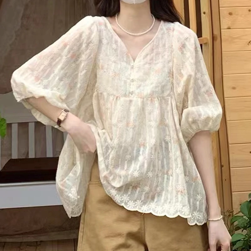 

V-neck Sweet Floral Printed Blouse 2023 Women Summer French Style Loose Lace Shirt Elegant A-line Short Sleeve Casual Tops 27129