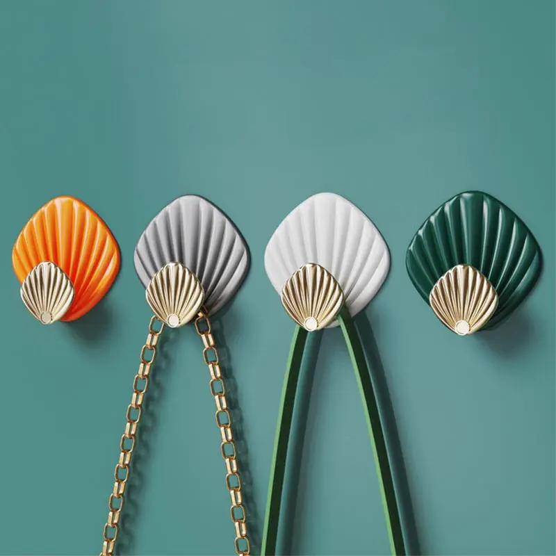 

4 светильник т., легкие наклейки-Крючки для ванной и кухни