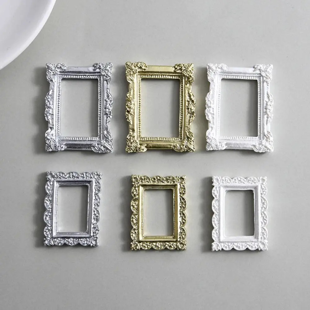 

Nice-looking Mini Picture Frame Resin Fine Workmanship Small Size Miniature Photo Frames for Gift