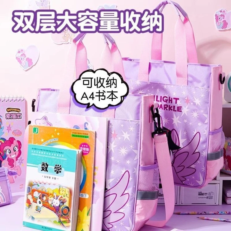 Фото Сумка для хранения My Little Pony с милым мультяшным рисунком для девочек, фиолетовая, большая вместимость, 35×29 см, портативная сумка-клатч, сумка для хранения косметики и инструментов для макияжа №2