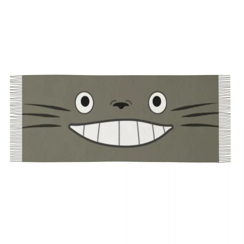 Рисунок 5 - Мой сосед Тоторо шарф с улыбающимися