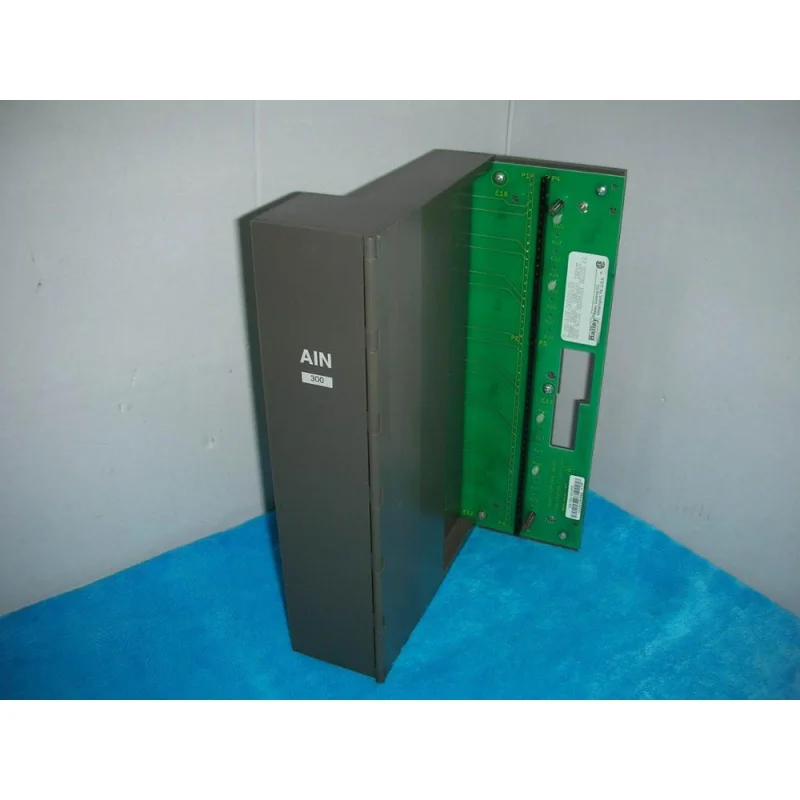 

1 шт. б/у ABB Bailey P-HB-AIN-3000S100 / AIN300 BASE