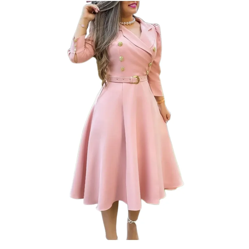 

Женское двубортное платье с пышными рукавами