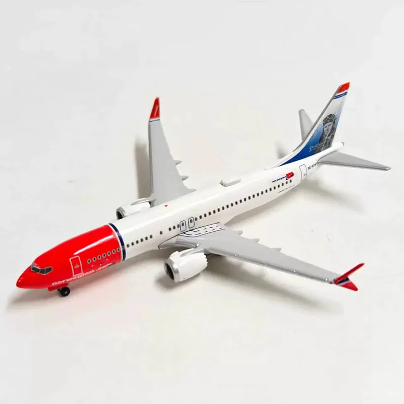 Фото Модель самолета Herpa Diecast Alloy 1:500, масштаб 737 Max, 8 пассажиров, для коллекций и демонстрации №2