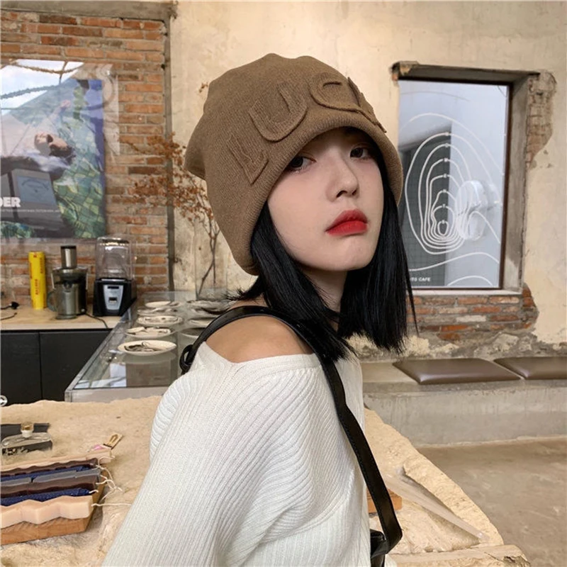 

Осенне-зимние женские вязаные шапки, утолщенные, теплые, с защитой от колебаний, защитные шапки для ушей, шапочки со снижением возраста, шапо...