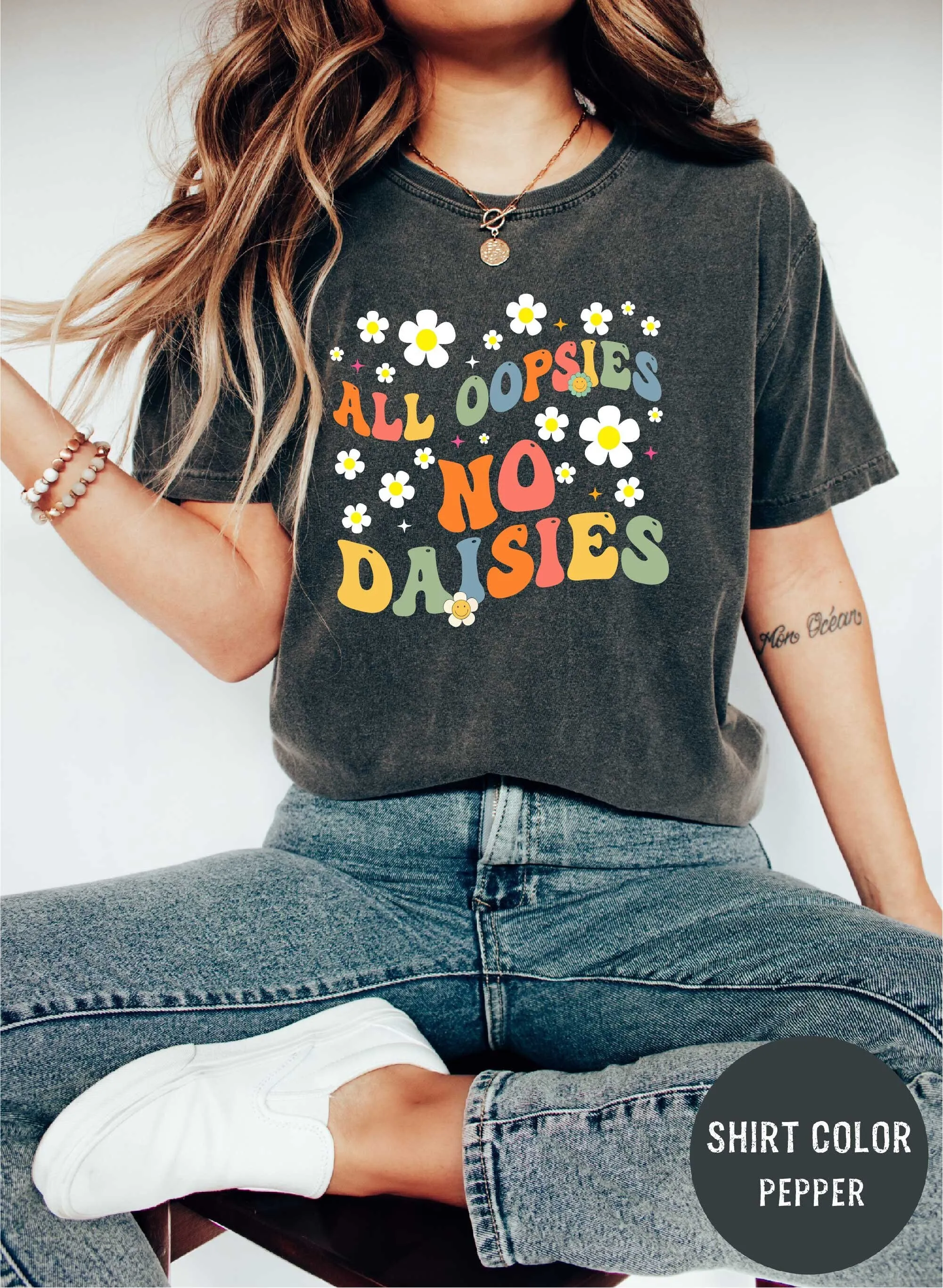 Футболка All Oopsies No Daisies Comfort Colors с цветочным принтом ромашки и забавными цветами