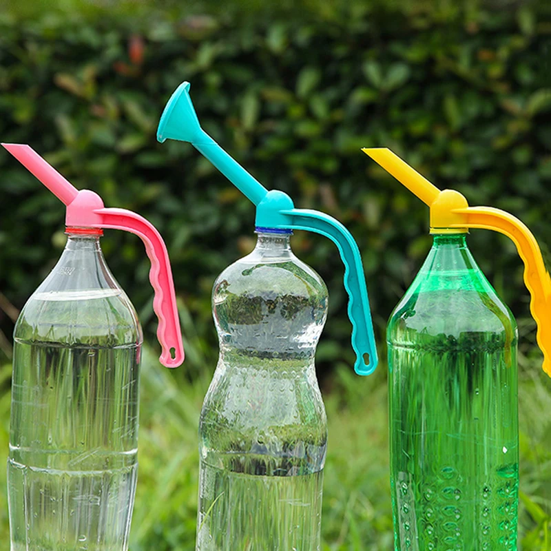 Устройство для полива растений двойного назначения |