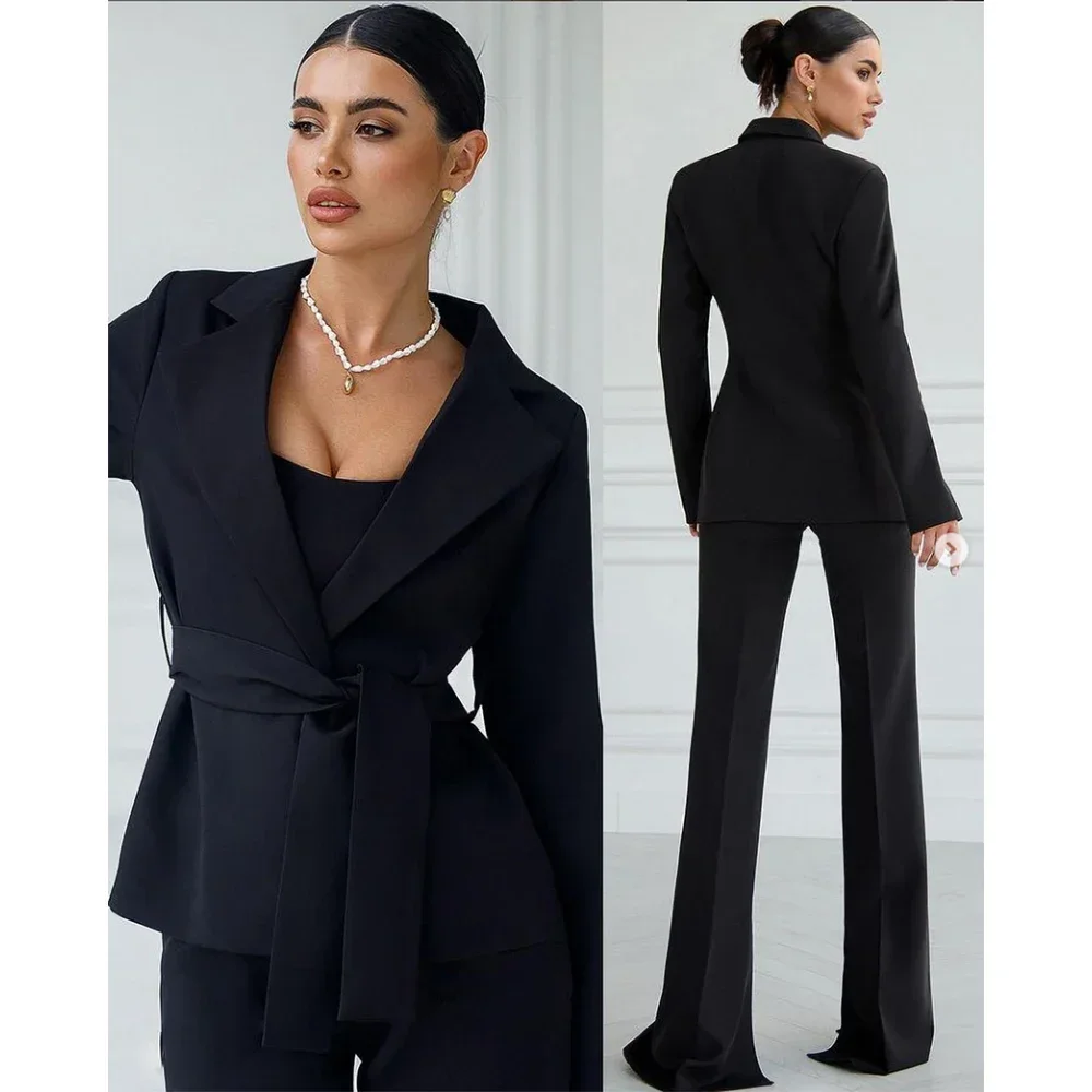 Шикарные комплекты брюк из 2 предметов с остроконечными лацканами на одной