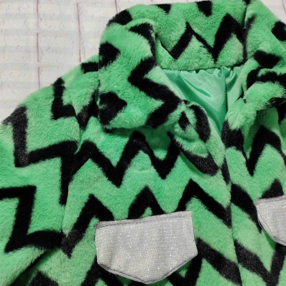 Faux Fur coat  jacket warm women  faux fur female winter coat women Zipper wide waisted autumn winter regular Casual coat women