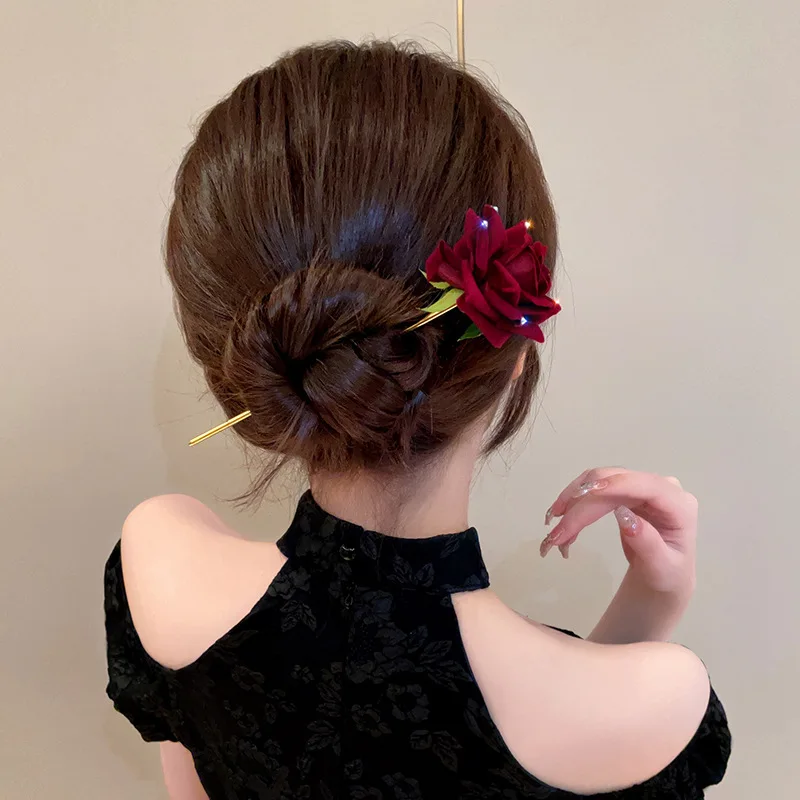 

2023 Rose Flower Crystal Hairpin Hair Clips Leaf Hair Pin Fashion Elegant Female Girl Hairpins Ponytail Holder Hair Accessories