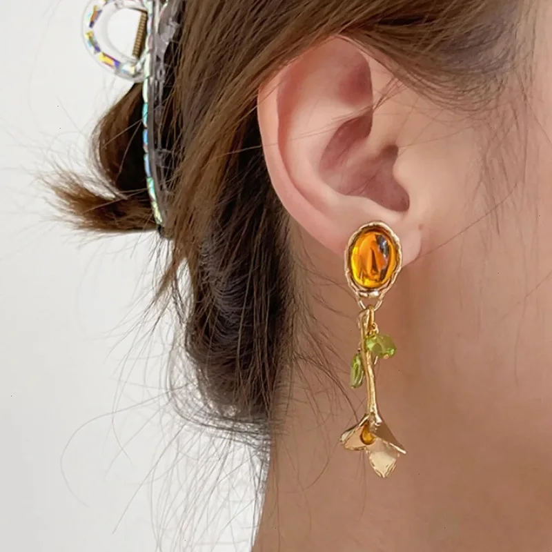 

Tulip Flower Asymmetric Earrings Female Brass Gold Plated French Style Design Niche Mori Ear Studs