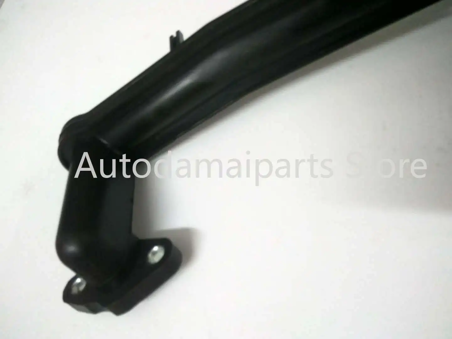 

Фланцевое отверстие для охлаждающей жидкости LAND ROVER LR4 RR SPORT OEM # LR018273 LR010891 LR109402 LR087559 LR077042 C2Z31645