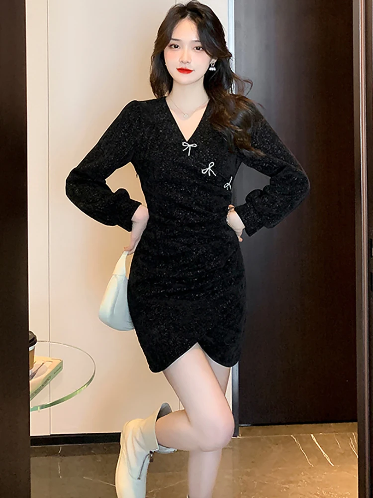 

Новинка 2023, черное вельветовое мини-платье с бантом и V-образным вырезом, осенне-зимнее плотное теплое элегантное облегающее платье, женское корейское винтажное платье в стиле Хепберн
