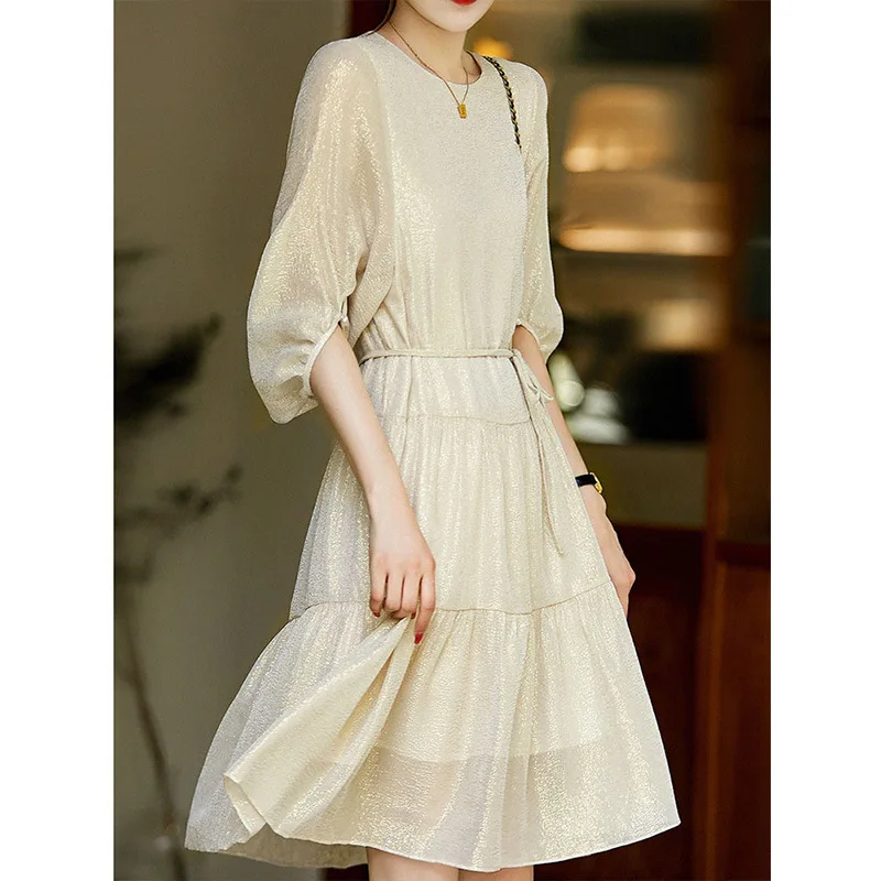 

High End Streaming Silk Dress Heavyweight Silk Dress White Pleated Dress 2023 Summer New Mid Length Shining Dress