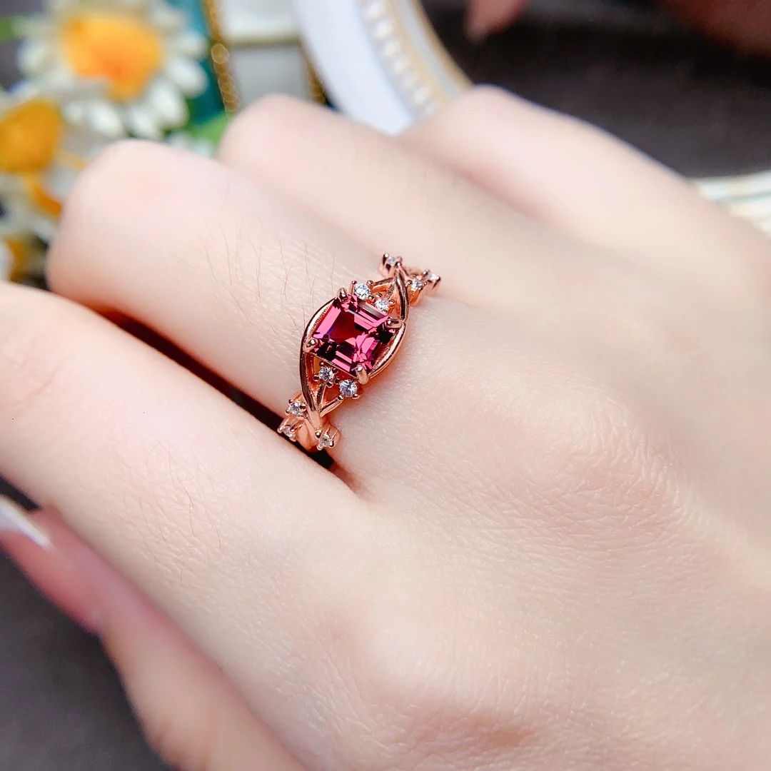 【M&T】2022 new natural garnet ring classic gorgeous and elegant engagement wedding party gifts Christmas