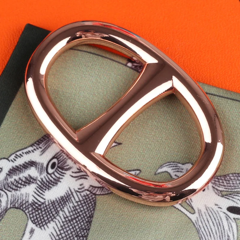 Рисунок 2 - Медная Пряжка для шарфа