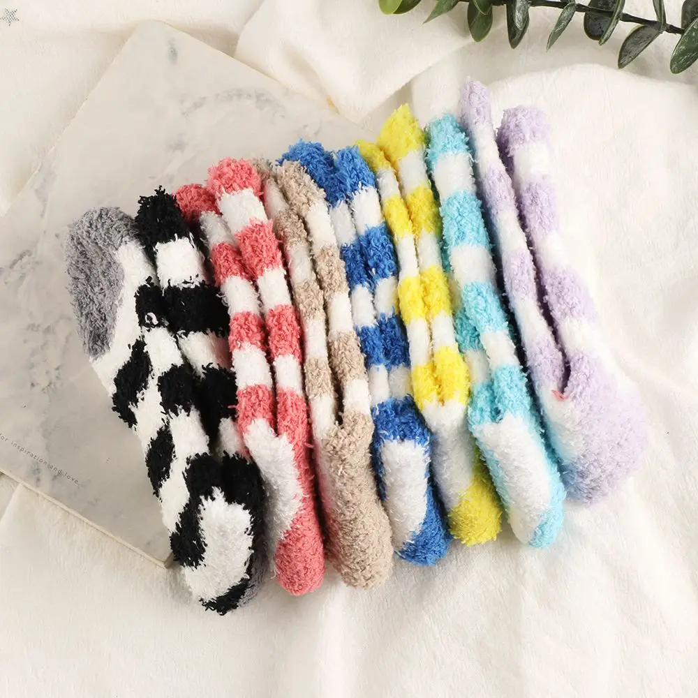 Женские мягкие пушистые носки для кровати зимние теплые тапочки 5 пар