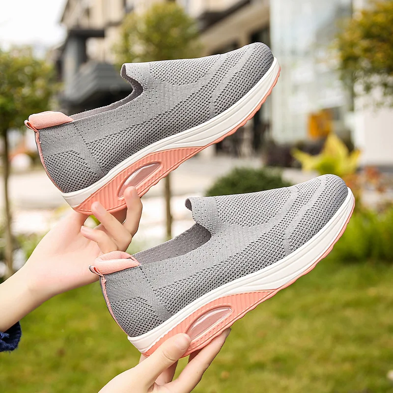 

Women's shoes 2022 new women's flying woven mesh casual shoes fashion breathable lightweight sneakers women's soft sole