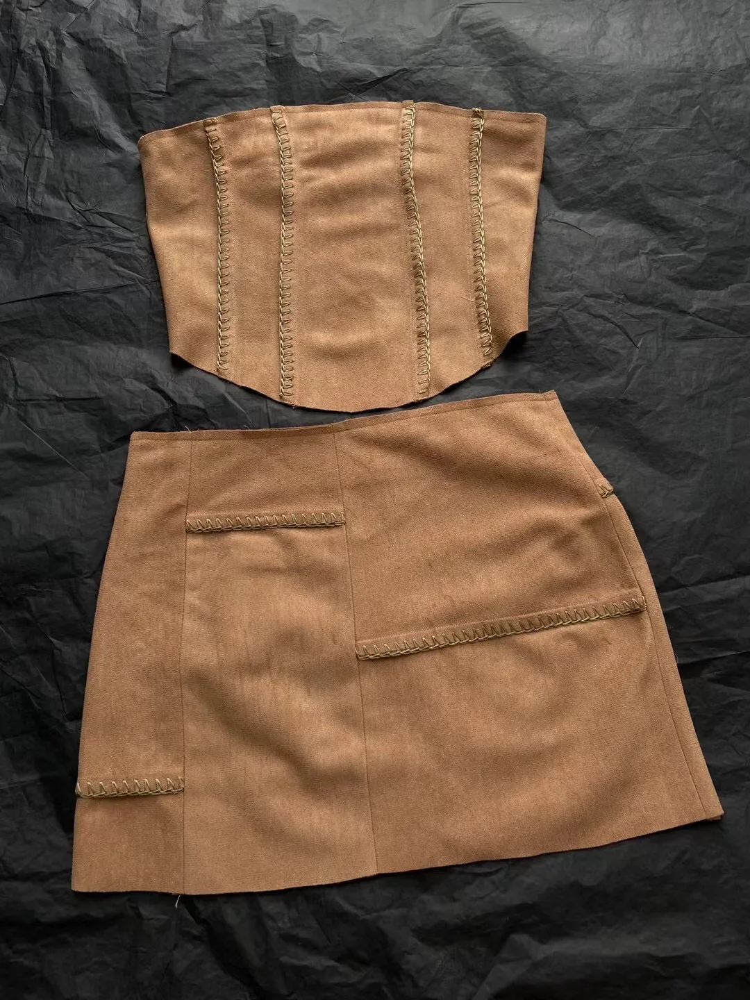 

Khaki camel outer rolling line tube top skirt suit casual fashion 2023 summer new hot 0310