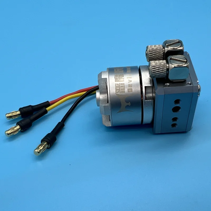 

Model Brushless Oil Pump with Pressure Regulating Function for 1/12 1/14 RC Excavator Bulldozer Trailer Car Truck Parts Huina