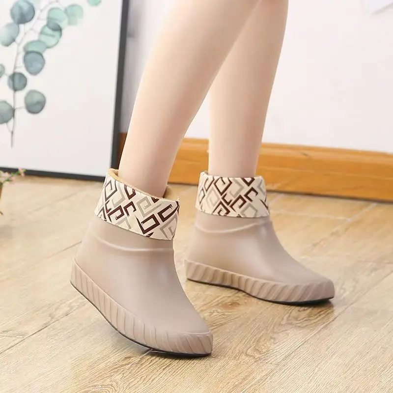 Женские непромокаемые туфли на мягкой подошве нескользящая плоская подошва