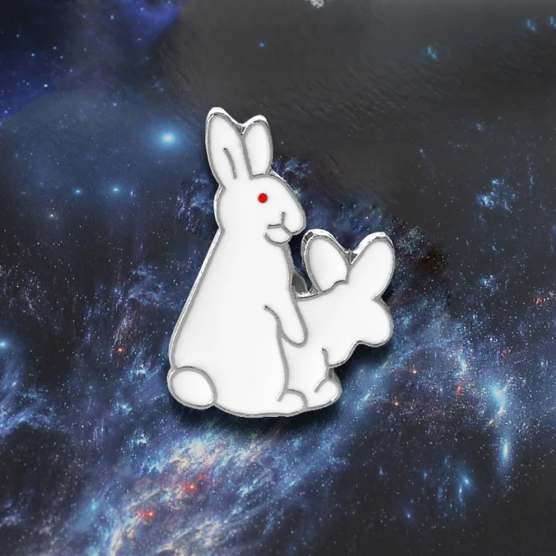 

SALeeee Creative cartoon little white rabbit brooch inlaid with ruby eyes and cute trendy small animals all-match jewelry