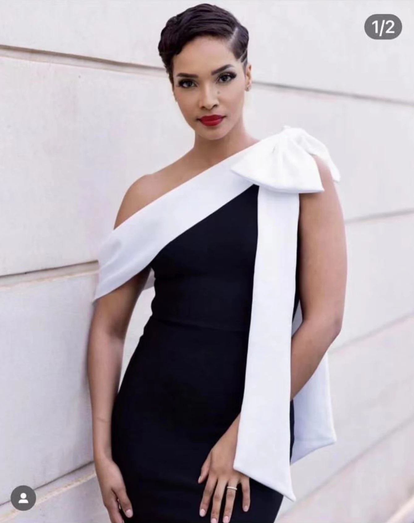 

High Quality Women Black White Sleeveless Knee-Length Bodycon Rayon Bandage Bow Celebrate Cocktail Party 2023 New Mini Dress