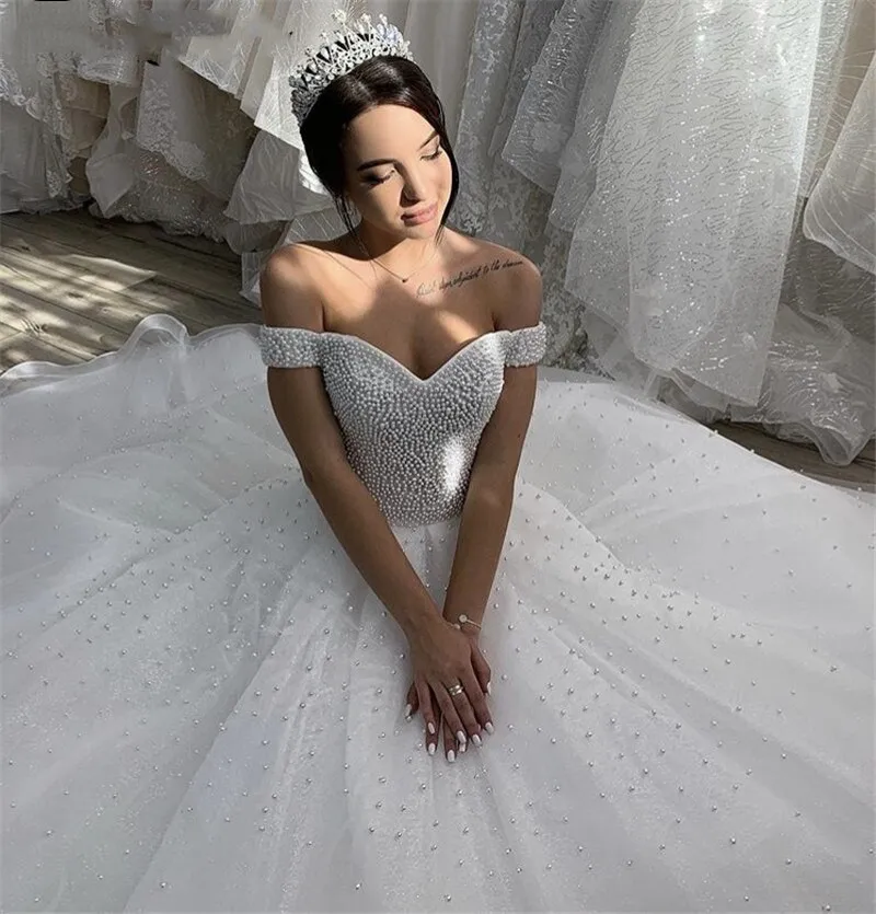 

Beautiful Heavy Pearls Beading Sweetheart Off The Shoulder Cathedral Train Puffy Ballgown Wedding Dresses Lace Up Back