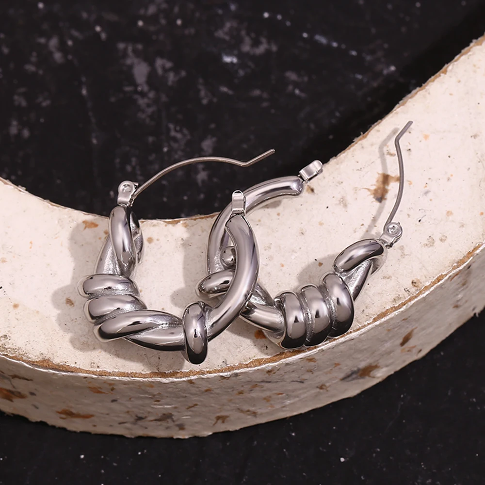 Классические минималистичные витые серьги-кольца из нержавеющей стали для